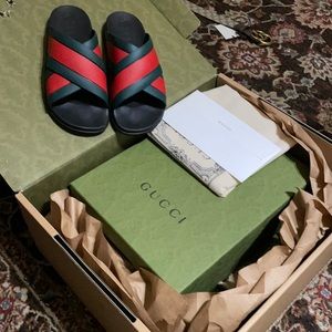 Gucci slides size 10 US